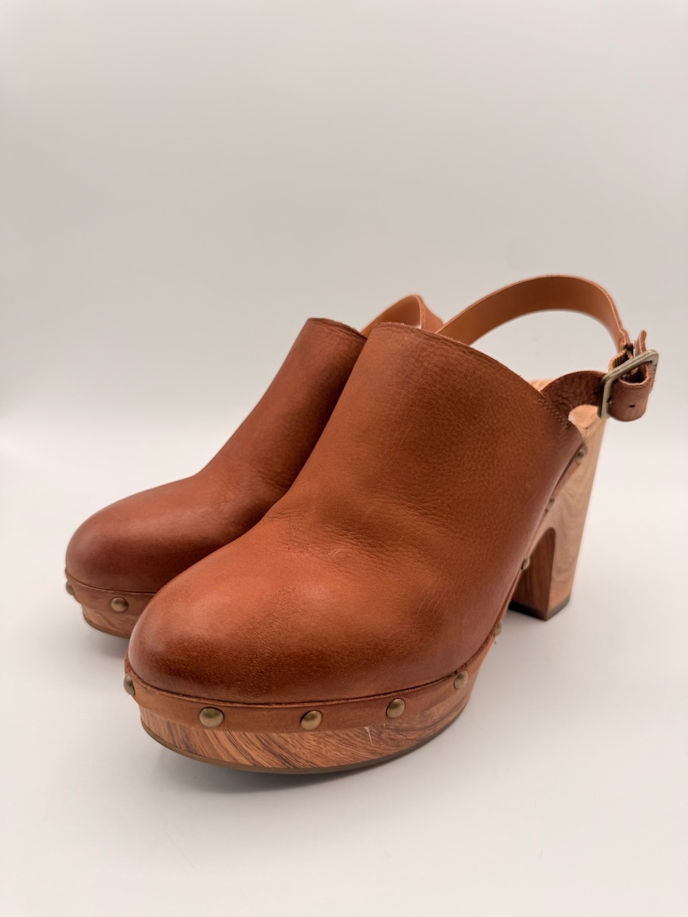 KORK-EASE Leather Slingback Clog Heels Tan Women’s Size 9